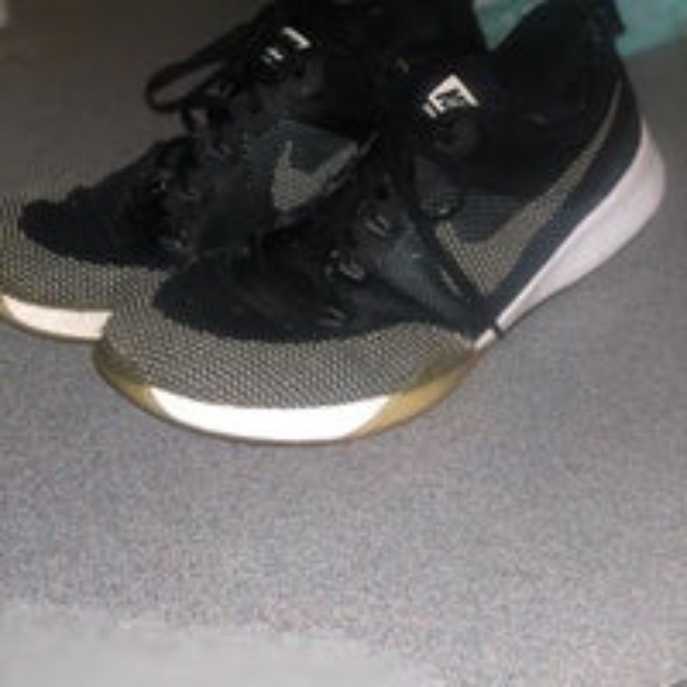 NIKE ZOOM DYNAMICS